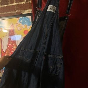 Vintage Levi’s overalls dark wash